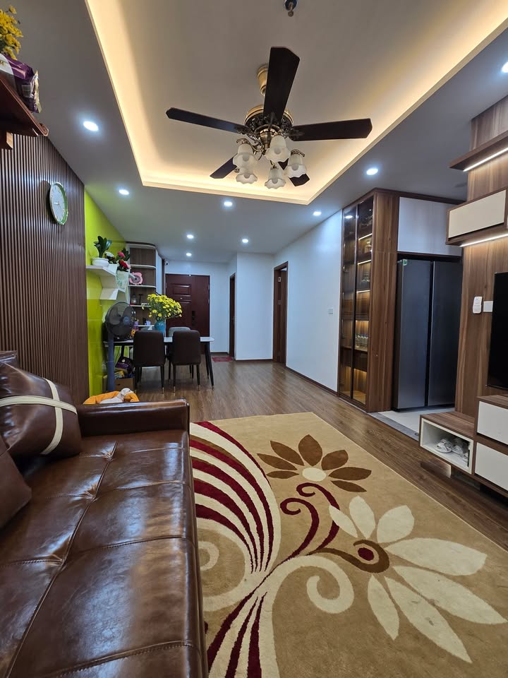 Căn hộ Tecco Garden Thanh Trì 82m² giá 5.25 tỷ - Nội thất cao cấp, vào ở ngay!