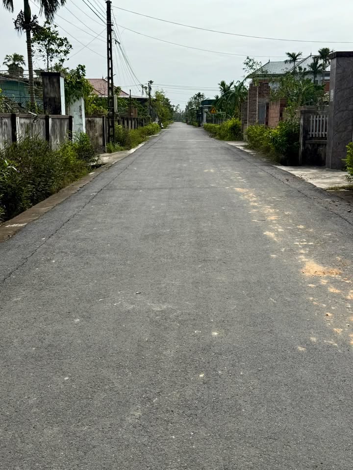 Đất nền Thạch Thắng 120m² giá 700 triệu - Khu dân cư đông đúc và sầm uất!