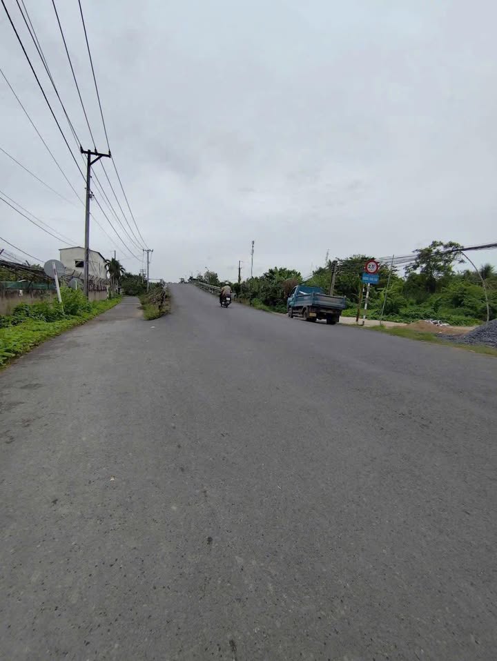 Đất nền Cái Răng 108m² giá thỏa thuận - Mặt tiền rộng, cây ăn trái tươi tốt!