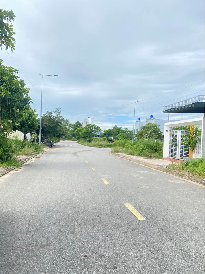 Đất nền Trương Quang Trọng 105m² chỉ 1.1 tỷ - Cơ hội đầu tư sinh lời!