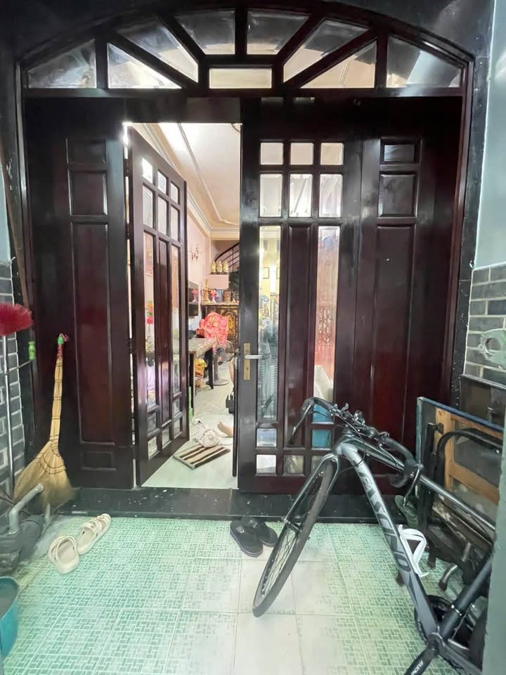 Nhà bán Phường Chánh Hưng 52.8m² giá 6.2 tỷ - Hẻm thông thoáng, chính chủ!