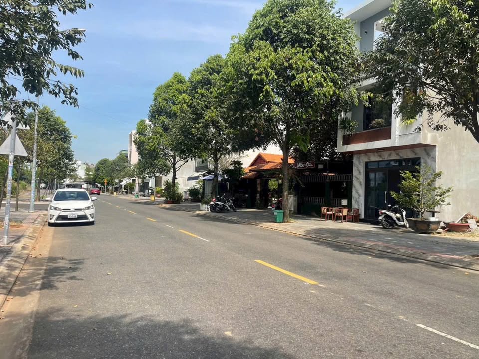 Đất nền Bà Rịa - Mặt tiền Phạm Ngọc Thạch 90m² - Cơ hội đầu tư tuyệt vời!