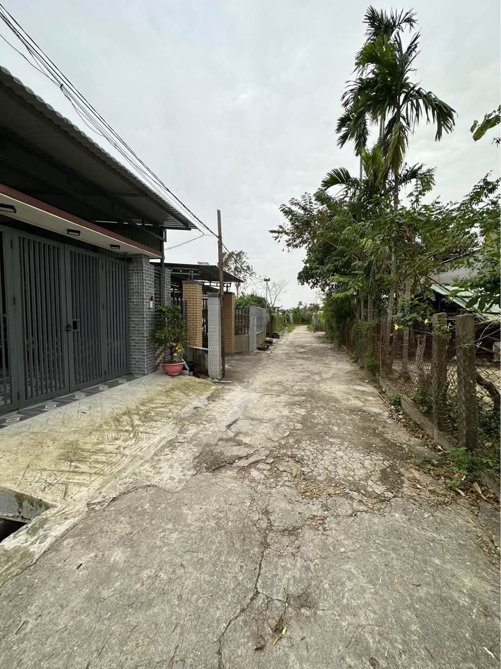 Bán đất tặng nhà ở Tam Kỳ 241m² giá 900 triệu - Hướng Bắc, ô tô vào tận nơi!