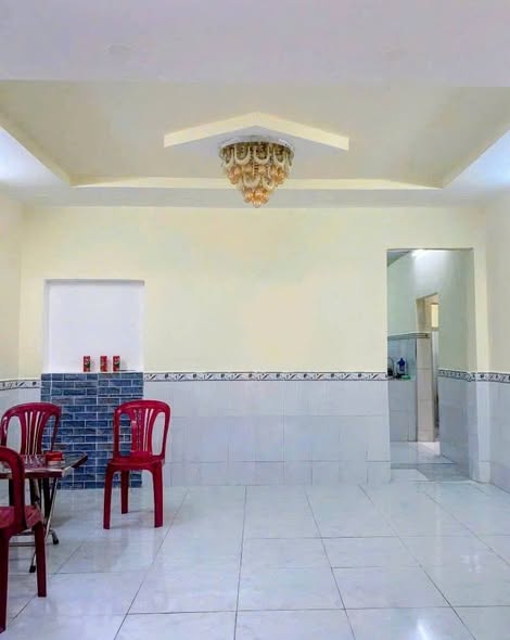 Nhà trệt lầu xã Bà Điểm 48m² giá 2.7 tỷ - Dọn vào ở ngay!