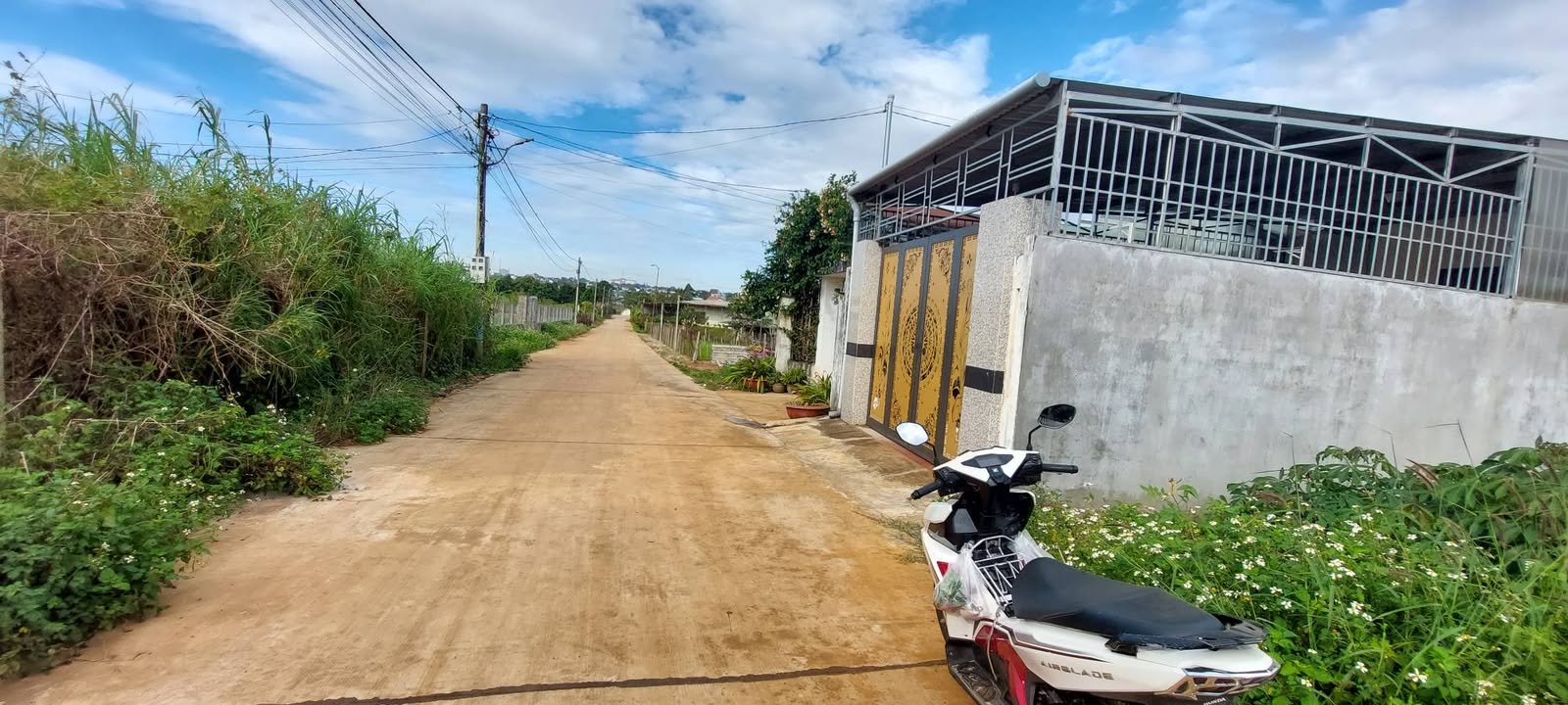 Đất ở hẻm 43 Nguyễn Tuân, Thắng Lợi 180m² giá 900 triệu - Cơ hội đầu tư tuyệt vời!