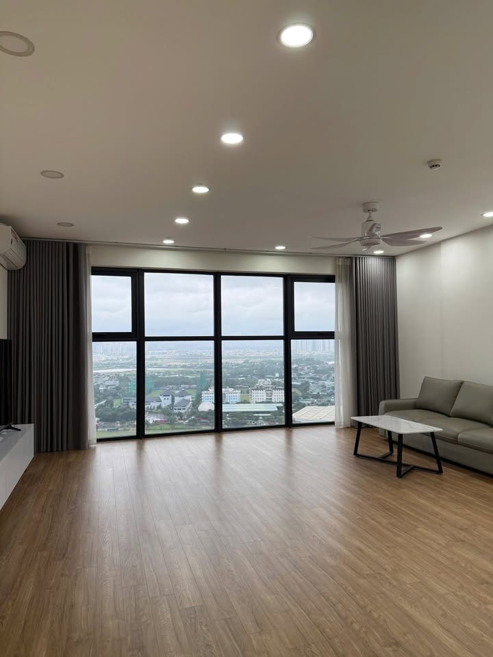 Chung cư Iris Garden quận Nam Từ Liêm 135m² giá 11.3 tỷ - Sổ đỏ chính chủ!