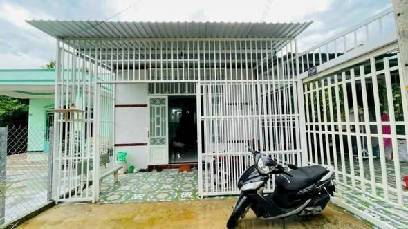 Nhà 2 tầng 115.2m² tại ấp 4, xã Đa Phước giá 1.9 tỷ - Pháp lý rõ ràng!