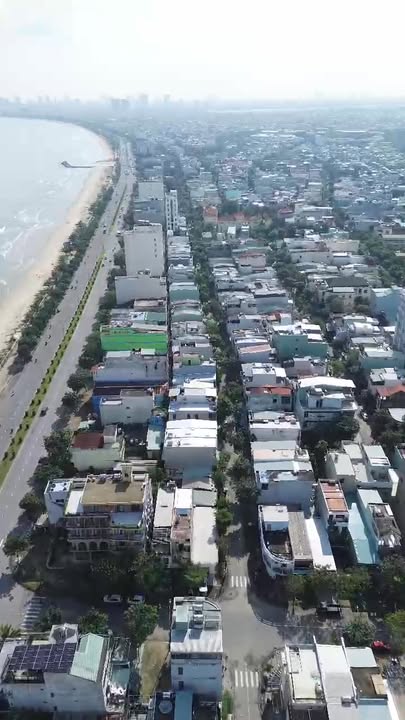 Nhà mặt tiền Vũ Quỳnh, Đà Nẵng 75m² giá 5.9 tỷ - Tặng kèm nhà 2 tầng mới!