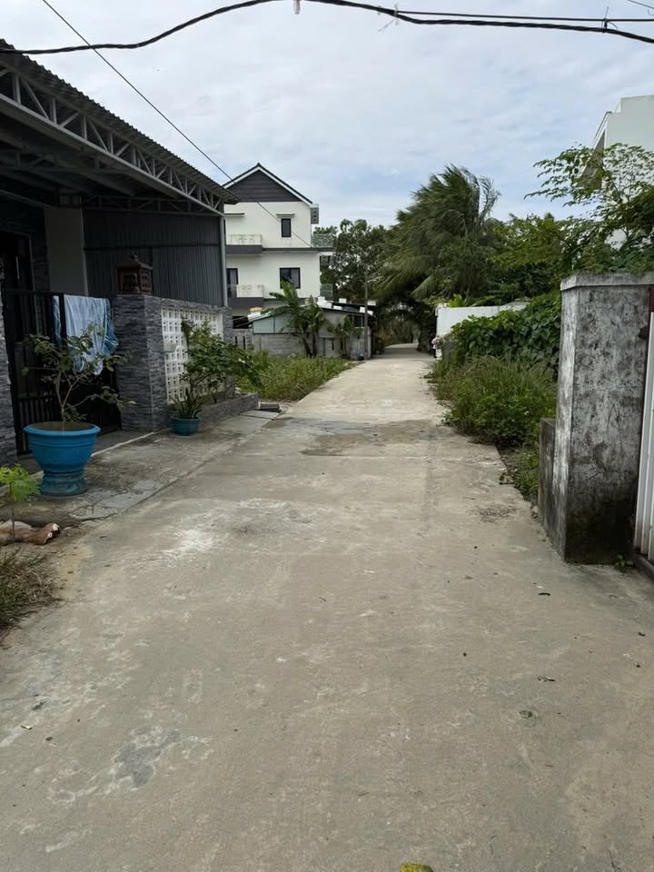 Đất nền Cẩm Thanh Hội An 100m² giá 2.3 tỷ - Hướng Tây Bắc, đầu tư sinh lời!