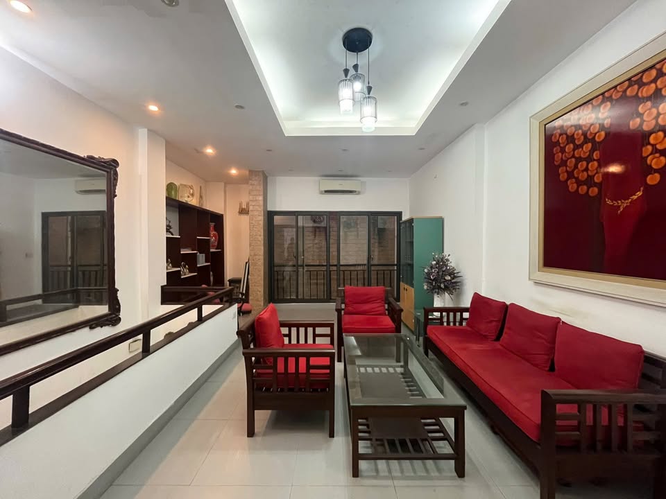 Nhà phố Quảng Khánh Tây Hồ 73m² giá 27.4 tỷ - Cơ hội đầu tư sinh lời cao!