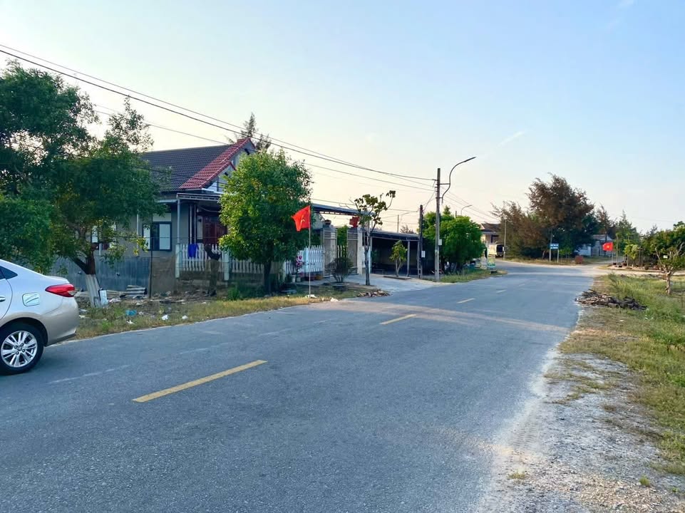 Đất biển Tân Mỹ 200m² giá 1.79 tỷ - Đầu tư tiềm năng tại Huế!