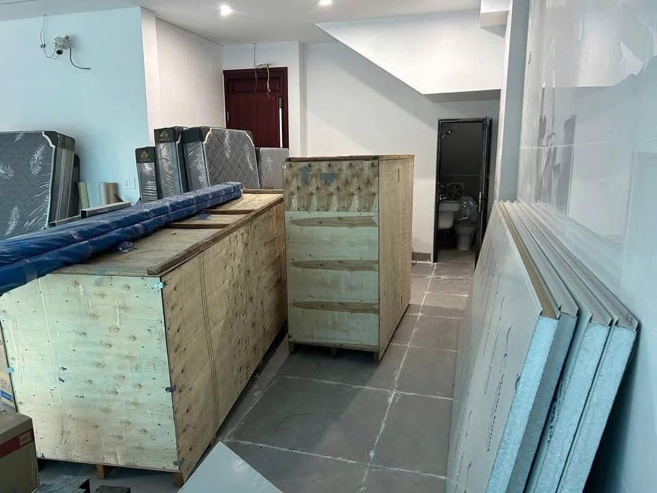 Cho thuê mặt bằng tầng 1 biệt thự LK6 Nguyễn Kiệm - Kinh doanh lý tưởng!