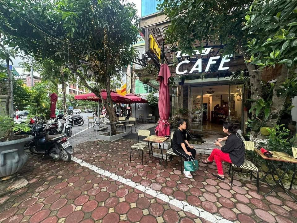 Mặt bằng kinh doanh Đình Thôn, Nam Từ Liêm 200m² giá 30 triệu - Thích hợp mọi mô hình!