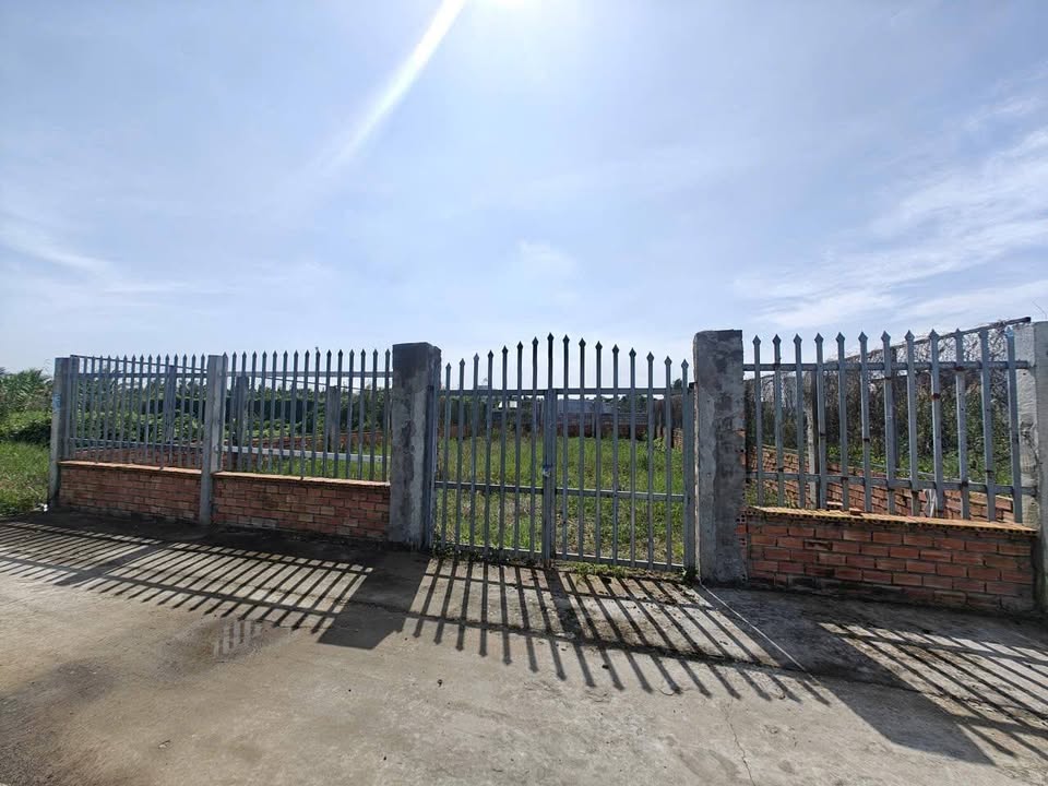 Đất nền Rạch Giá 300m² giá 1.1 tỷ - Lô ô tô vào tận nơi!