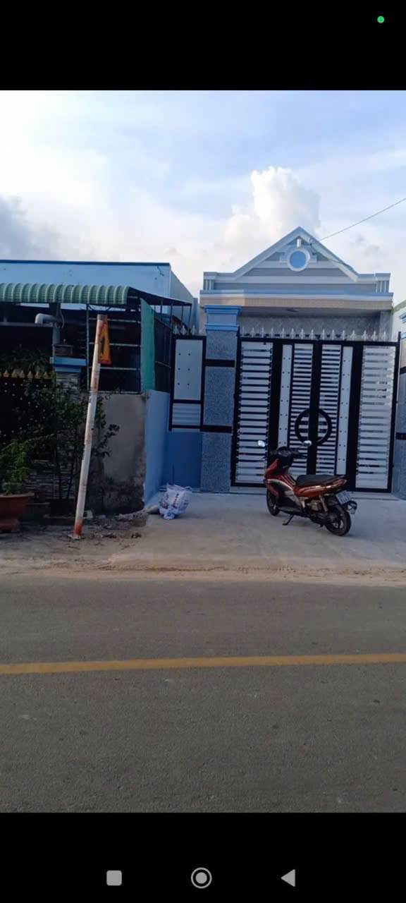 Nhà nguyên căn cho thuê mặt tiền đường Lê Minh Nhựt, Củ Chi - Full nội thất chỉ 5 triệu