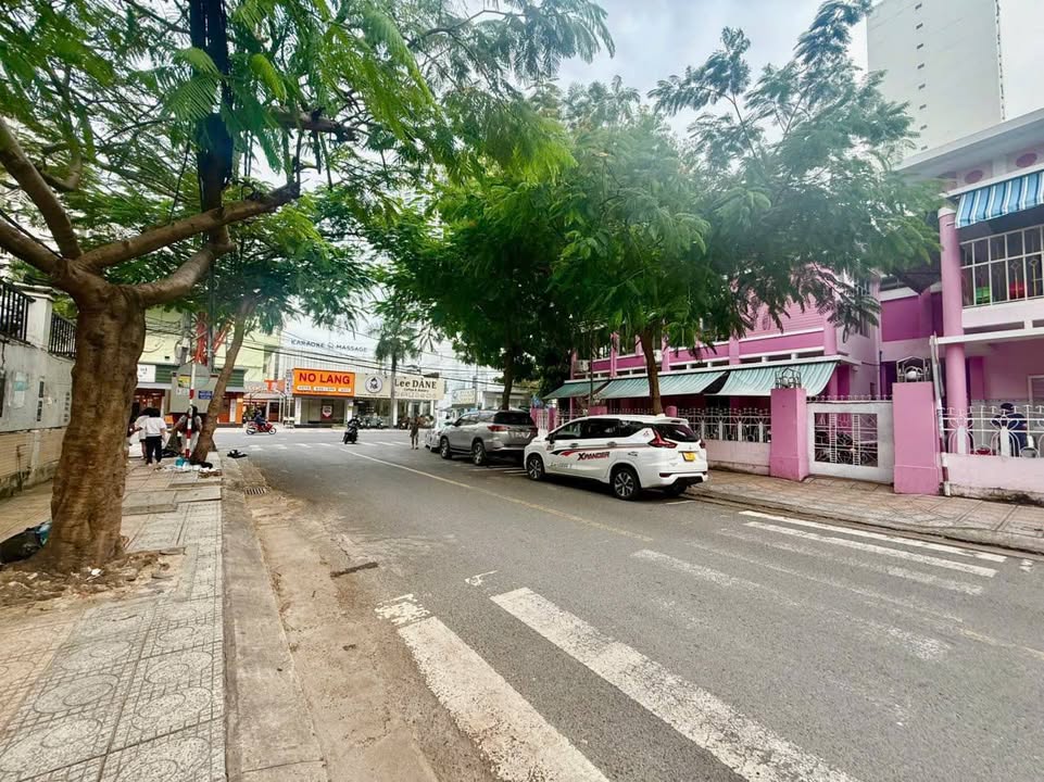 Nhà 2 tầng hẻm Bạch Đằng Nha Trang 45m² giá 2.15 tỷ - Sổ hồng chính chủ!