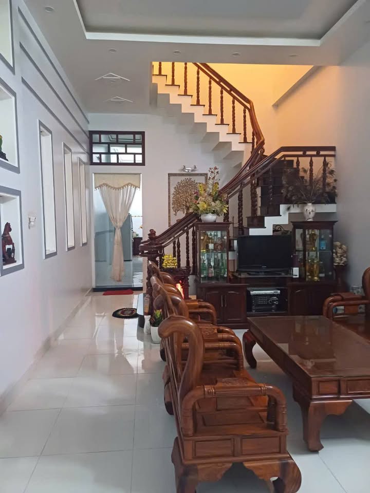 Nhà đẹp 108m² tại trung tâm Cà Mau - Sẵn sàng vào ở ngay!