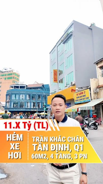 Nhà phố Tân Định Quận 1 60m² giá 11 tỷ - Hẻm xe hơi, thuận tiện đi lại!