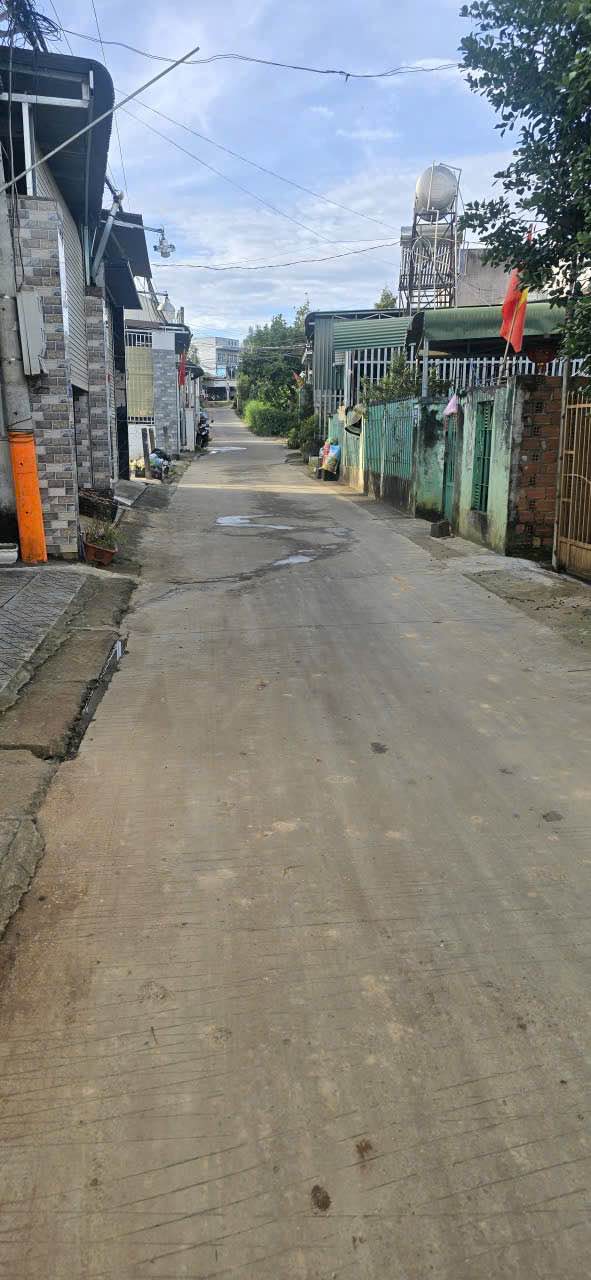 Lô đất hẻm xe hơi Lý Thường Kiệt, Liên Nghĩa 117.5m² giá 1.75 tỷ - Cơ hội vàng cho đầu tư!