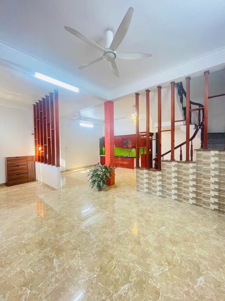 Nhà 3 tầng Trần Lãm Thái Bình 41.5m² giá chỉ 2 tỷ - Gần chợ và trường học!