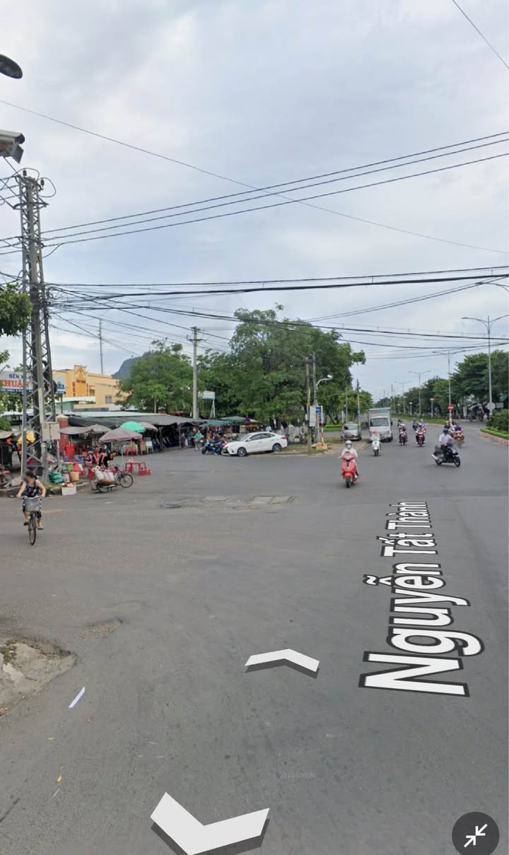 Nhà cấp 4 mặt tiền Nguyễn Tất Thành 125m² giá 4.1 tỷ - Phù hợp kinh doanh!