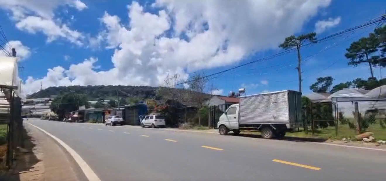 Nhà mặt tiền đường Măng Lin, Đà Lạt 135m² giá 2.4 tỷ - Đầu tư sinh lời!