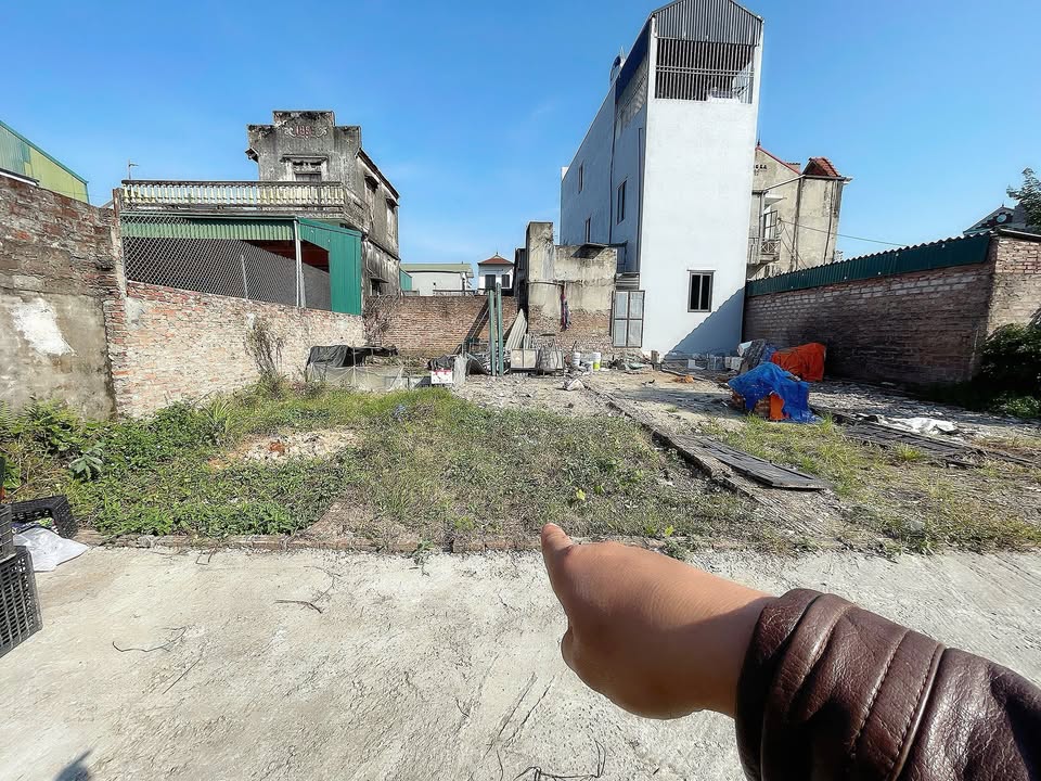 Đất nền thôn Quế Sơn, xã Dân Hòa - 42.8m² giá chỉ 2 tỷ - Cơ hội đầu tư sinh lời!