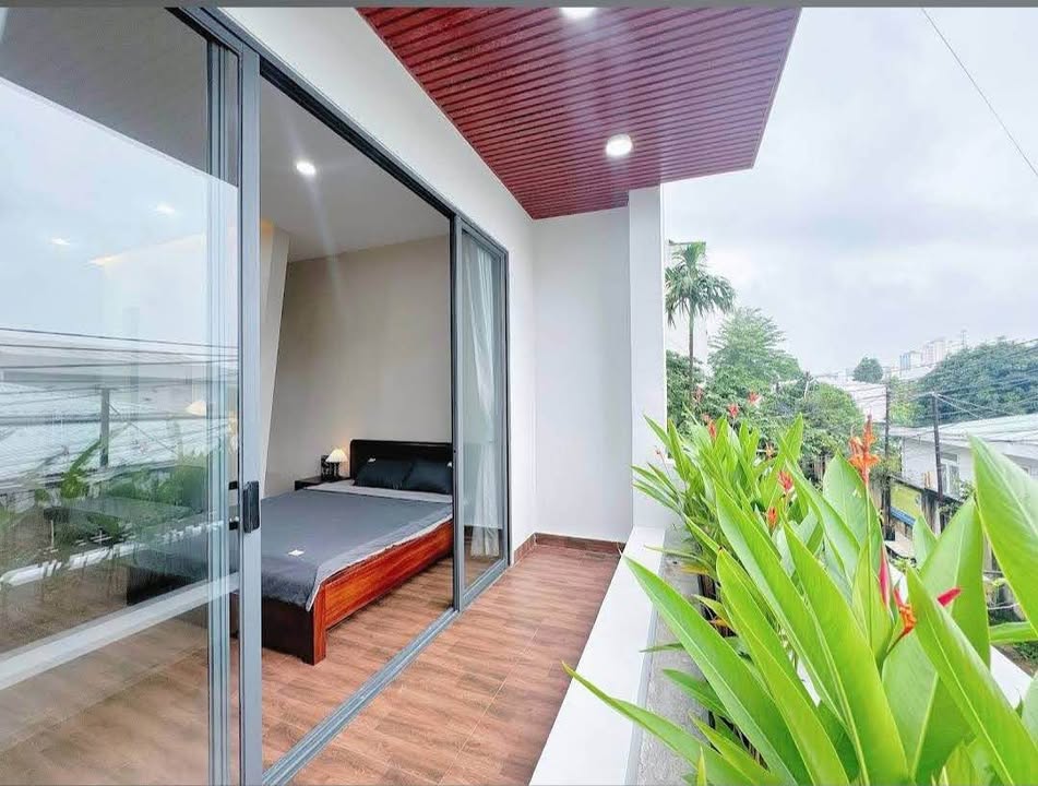 Tòa căn hộ 4 tầng tại Đà Nẵng 130m² giá 1X tỷ - Dòng tiền 45 triệu/tháng!