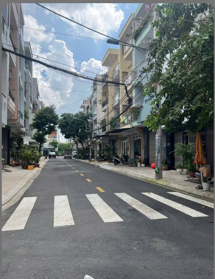 Mặt tiền kinh doanh khu VIP Bình Phú, Q6 - 64m² giá 10 tỷ - Cơ hội đầu tư hấp dẫn!