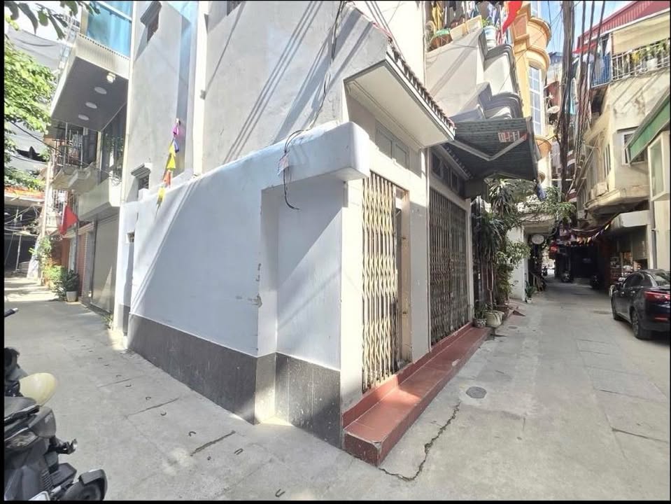 Nhà mặt phố Kim Mã, quận Ba Đình 31m² giá 15 tỷ - Đầu tư sinh lời tuyệt vời!
