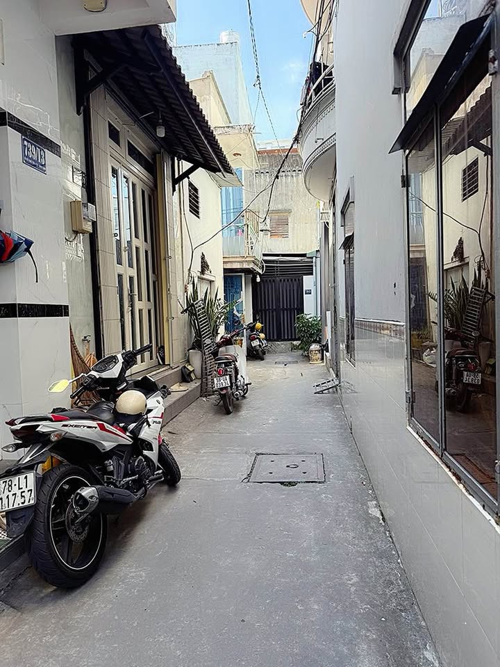 Nhà Xô Viết Nghệ Tĩnh, Bình Thạnh 30m² giá 4 tỷ - Nhà ở ngay, sổ đỏ chính chủ!