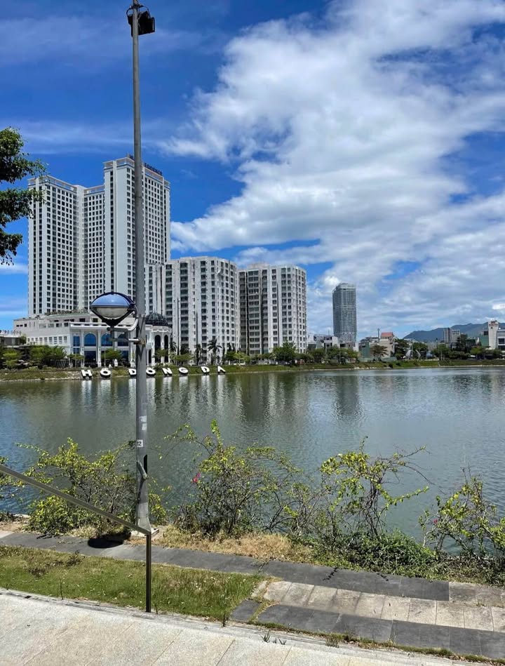 Nhà Mặt Tiền Phường Hải Cảng Quy Nhơn 63m² giá 5 tỷ - Sổ đỏ chính chủ!