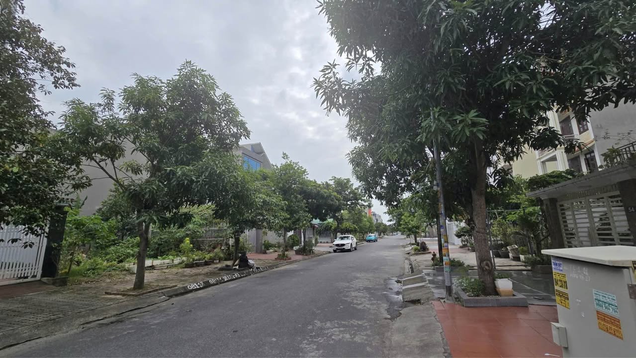 Đất khu Cột 5-8 mở rộng Hạ Long 120m² giá 9.12 tỷ - Sẵn sàng sang tên ngay!