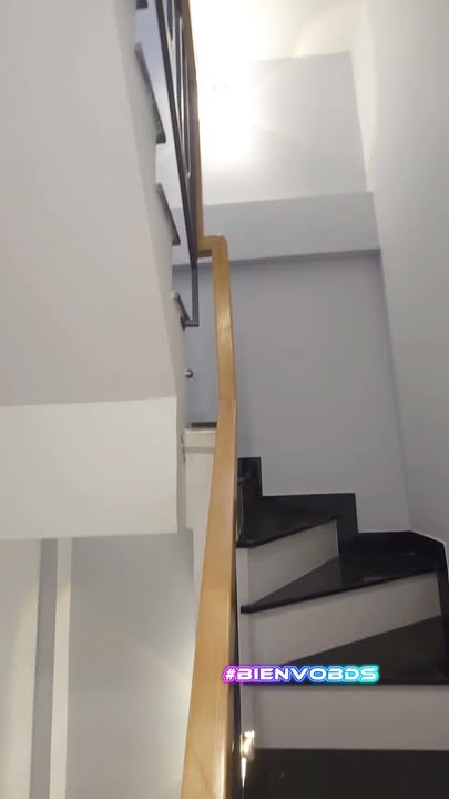 Nhà phố Quận 10, Hẻm 285 CMT8, Diện tích 34m², Giá 12.8 tỷ - Thiết kế đẹp, thang máy sang trọng!