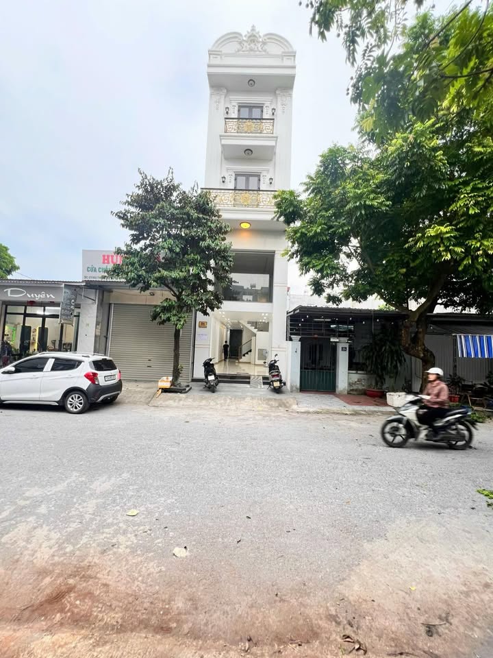 Bán nhà mặt đường Khúc Hạo, Hải Phòng 72m² giá 9.568 tỷ - Nhà có thang máy, kinh doanh thuận lợi!