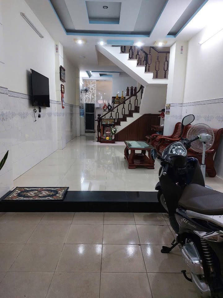 Nhà phố Bình Hưng Hòa A, Bình Tân 40m² giá 4.75 tỷ - Dọn vào ở ngay!