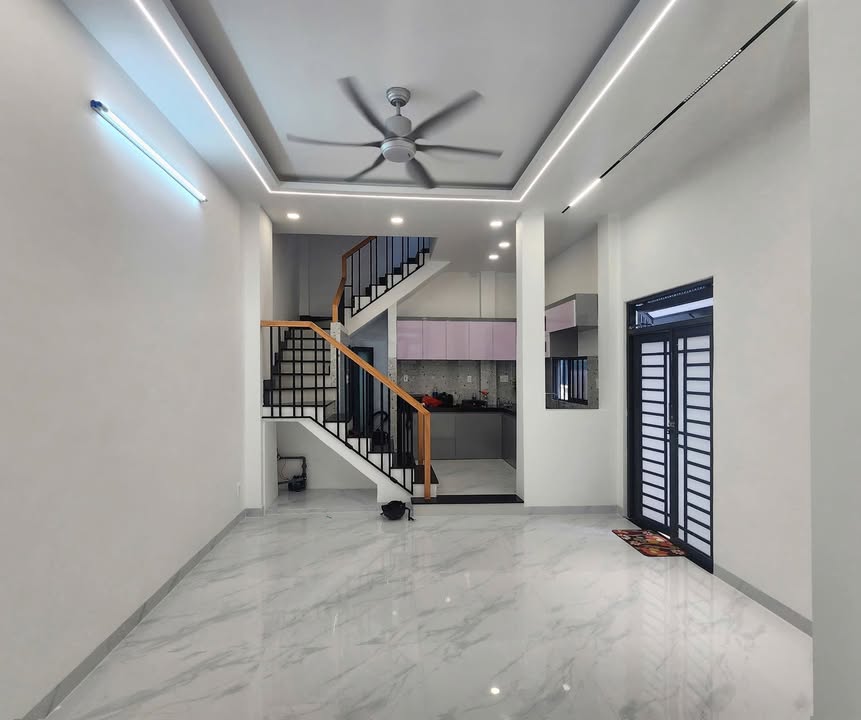 Nhà cho thuê 3 tầng Lê Văn Thọ, Gò Vấp 32m² giá 9 triệu - Không ngập nước, an ninh tuyệt đối!