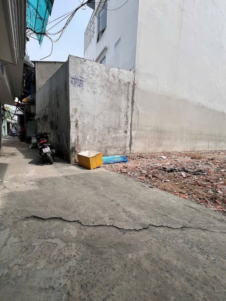 Đất nền Gò Vấp 45m² giá 3.7 tỷ - Sổ đỏ công chứng ngay!