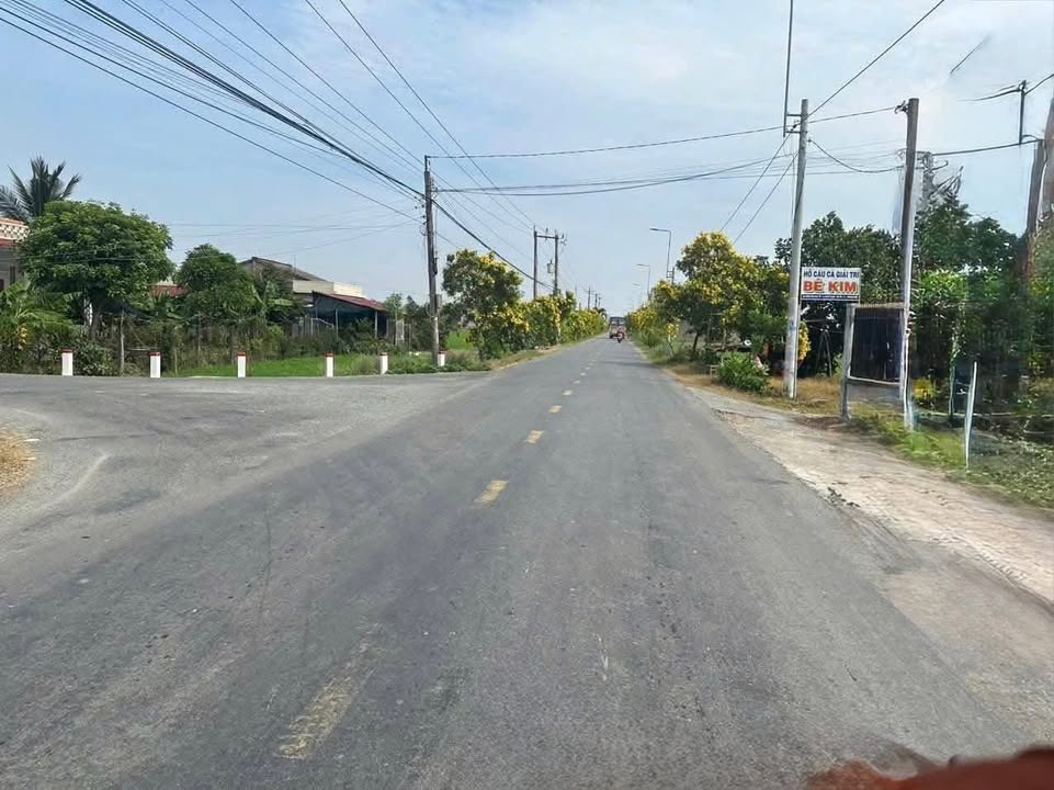 Đất thổ cư mặt tiền nhựa 365m² tại Quê Mỹ Thạnh, Tân Trụ - Kinh doanh thuận lợi chỉ 1.899 tỷ!