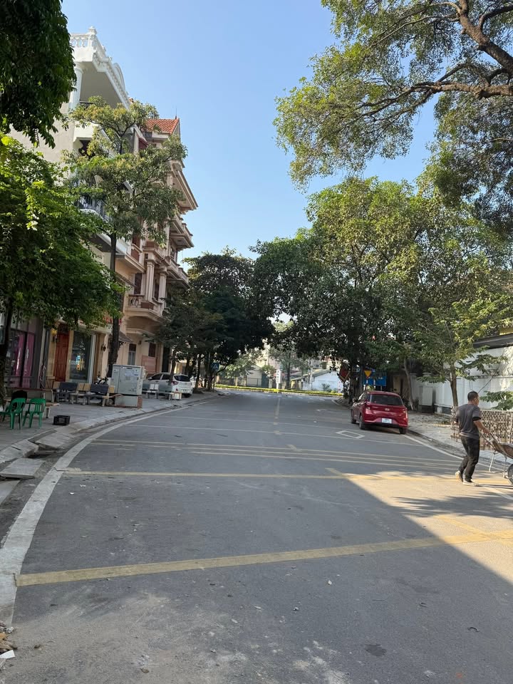 Đất nền Khai Quang Vĩnh Yên 107m² giá 2.5 tỷ - Đầu tư sinh lời ngay!