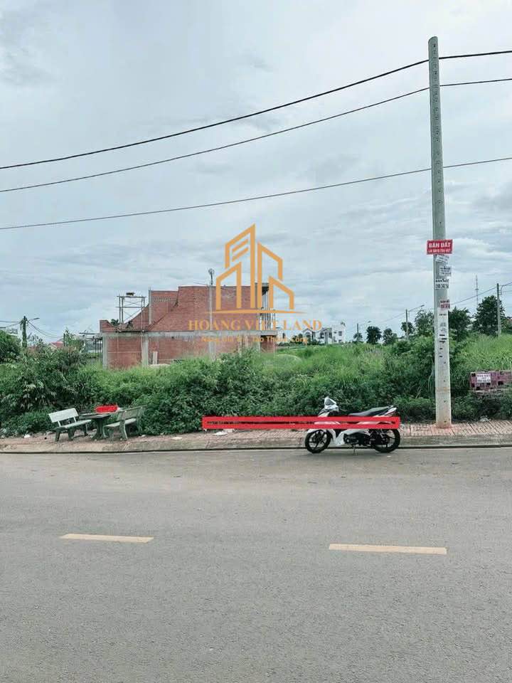 Bán nhà mặt tiền Hoàng Minh Giám, 100m², giá 5.7 tỷ - Đầu tư sinh lời ngay!