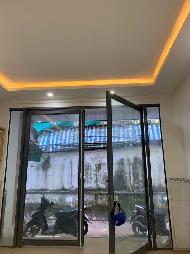 Nhà 1 lầu hẻm Trần Hưng Đạo, Long Xuyên 41.9m² giá chỉ 1 tỷ - Không thể bỏ lỡ!