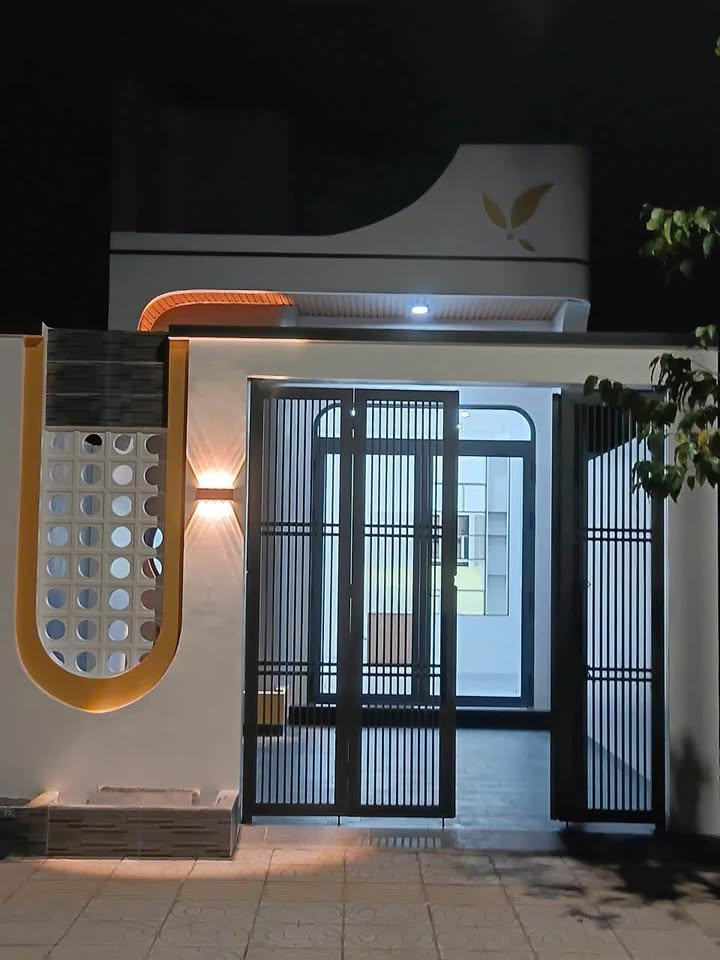 Nhà đẹp 100% mới xây tại Đường số 13, P. Vị Tân, TP. Cần Thơ - Giá chỉ 1.47 tỷ!