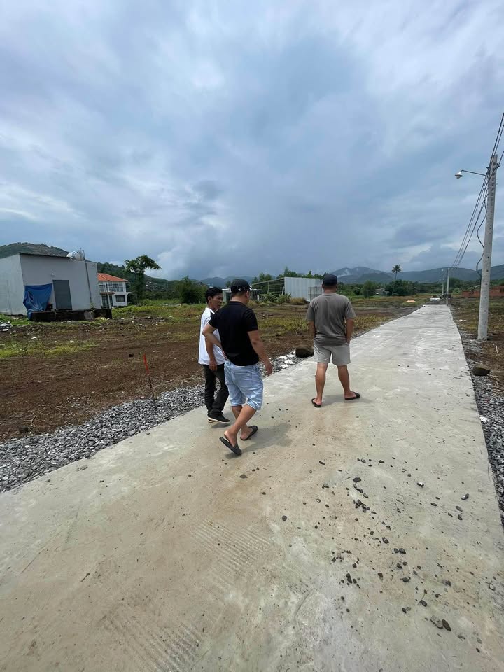 Đất nền Phú Lâm, Tân Phú 500m² giá 2 tỷ - Sổ hồng chính chủ, ô tô vào tận nơi!