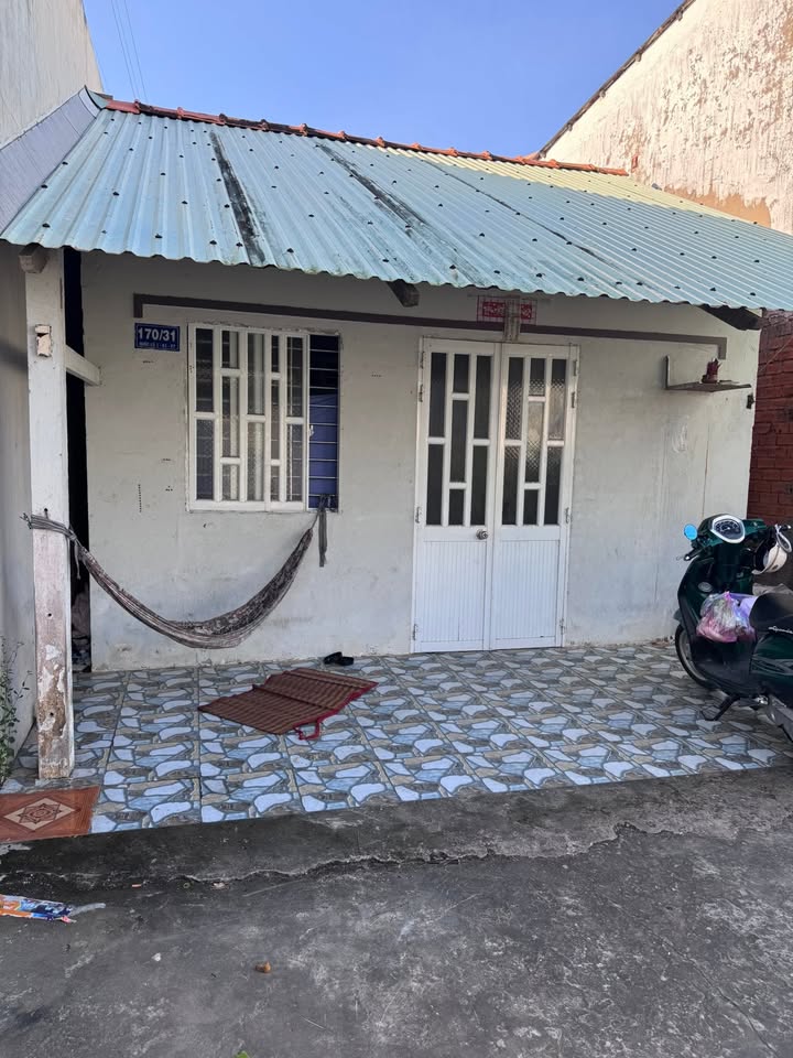 Nhà cho thuê nguyên căn hẻm Võ Văn Kiệt, Sóc Trăng - Giá thỏa thuận, phù hợp cho gia đình!