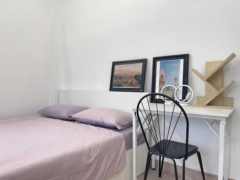 Căn hộ cho thuê The GoldView, quận 4, 56m² - Nội thất sang trọng, giá chỉ 15 triệu/tháng!