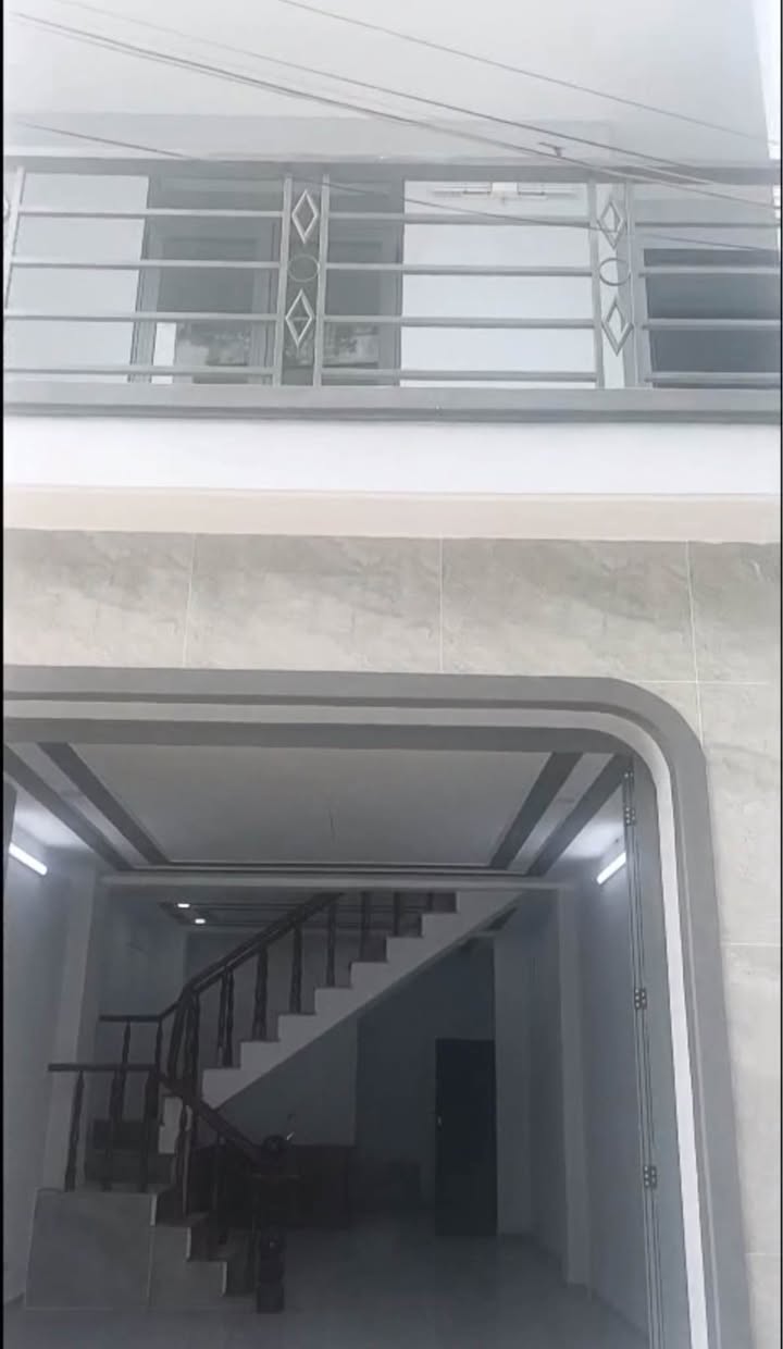 Nhà phố Tân Đông Hiệp Dĩ An 115m² giá 3.15 tỷ - Sổ hồng riêng, cho thuê ngay!