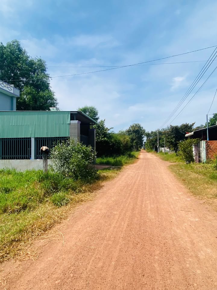 Đất nền Lai Hưng, Bàu Bàng 200m² giá 900 triệu - Đầu tư sinh lời hấp dẫn!