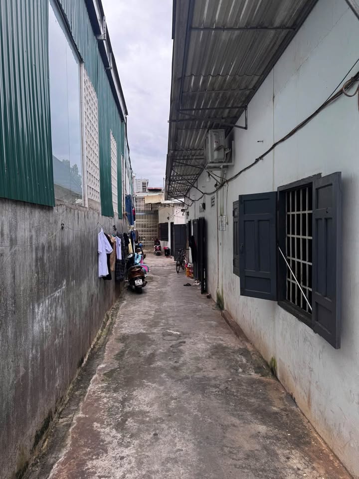 Bán Dãy Trọ 7 Phòng Góc 2MT Hẻm 203 Đinh Tiên Hoàng, Buôn Ma Thuột 210m² giá 4.5 tỷ - Đầu tư sinh lời ổn định!