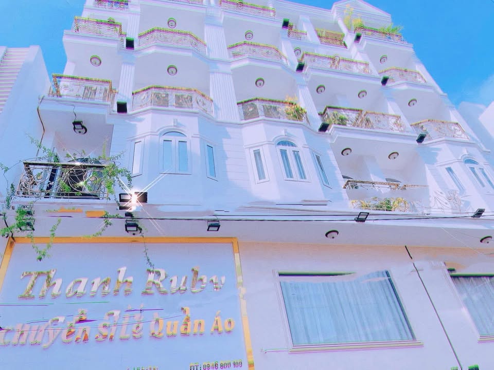 Nhà mặt tiền Phú Nhuận 51.7m² giá 18 tỷ - Sẵn sàng vào ở ngay!